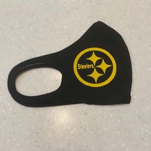 FACE MASK “ STEELERS/ HEART “ 💛